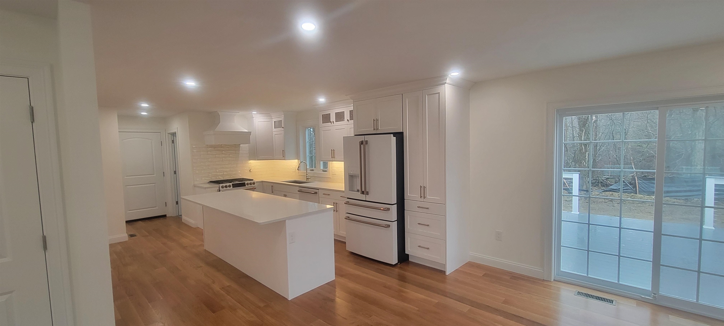33 Blaisdell Court 37-33
