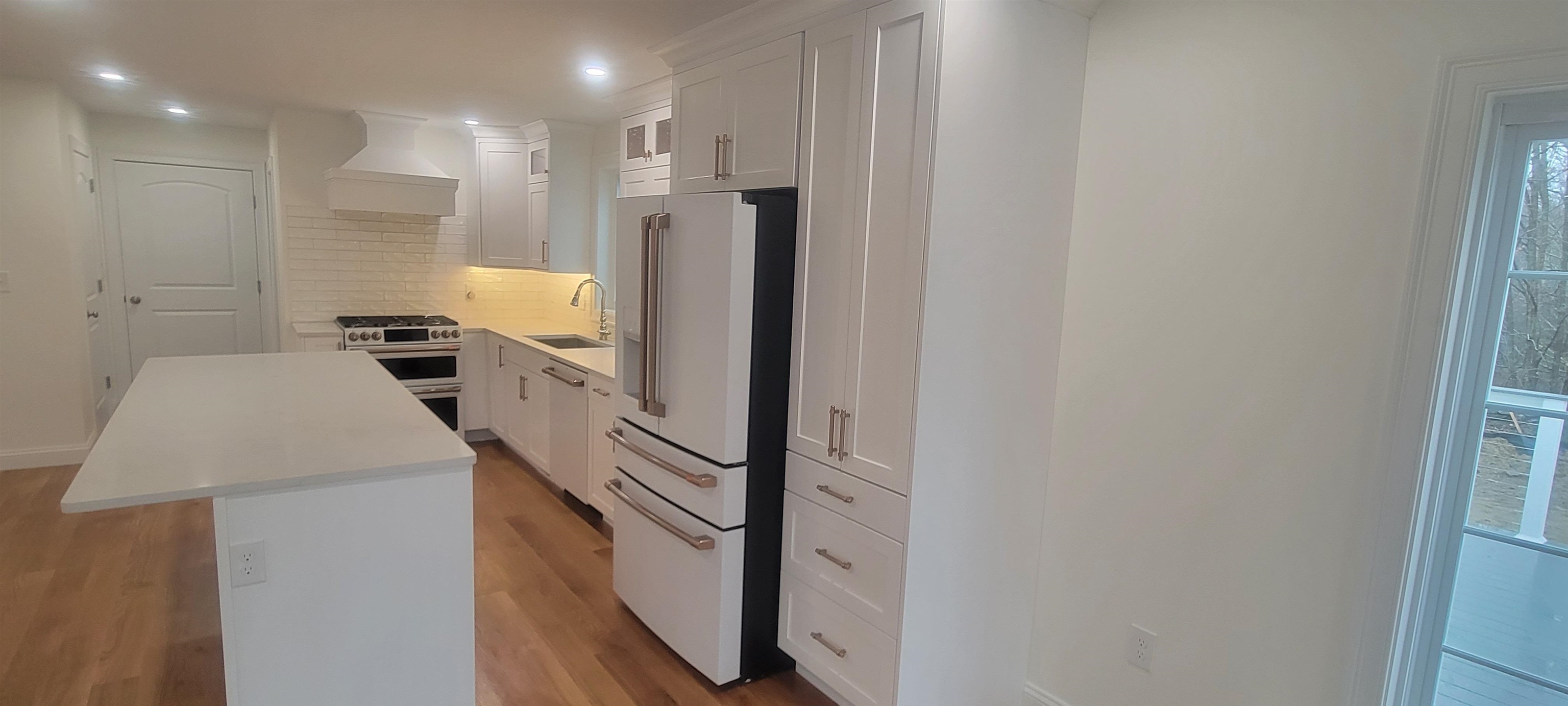 33 Blaisdell Court 37-33