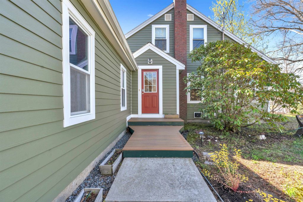 Photo of 1 Middlebrook Road, Dover, NH 03820 (MLS # 5086293)