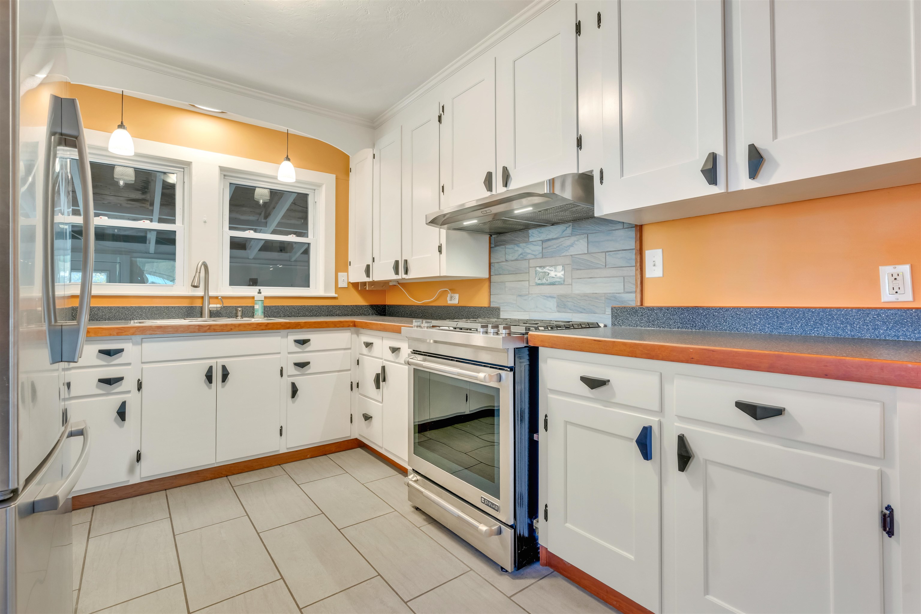 1 Middlebrook Road