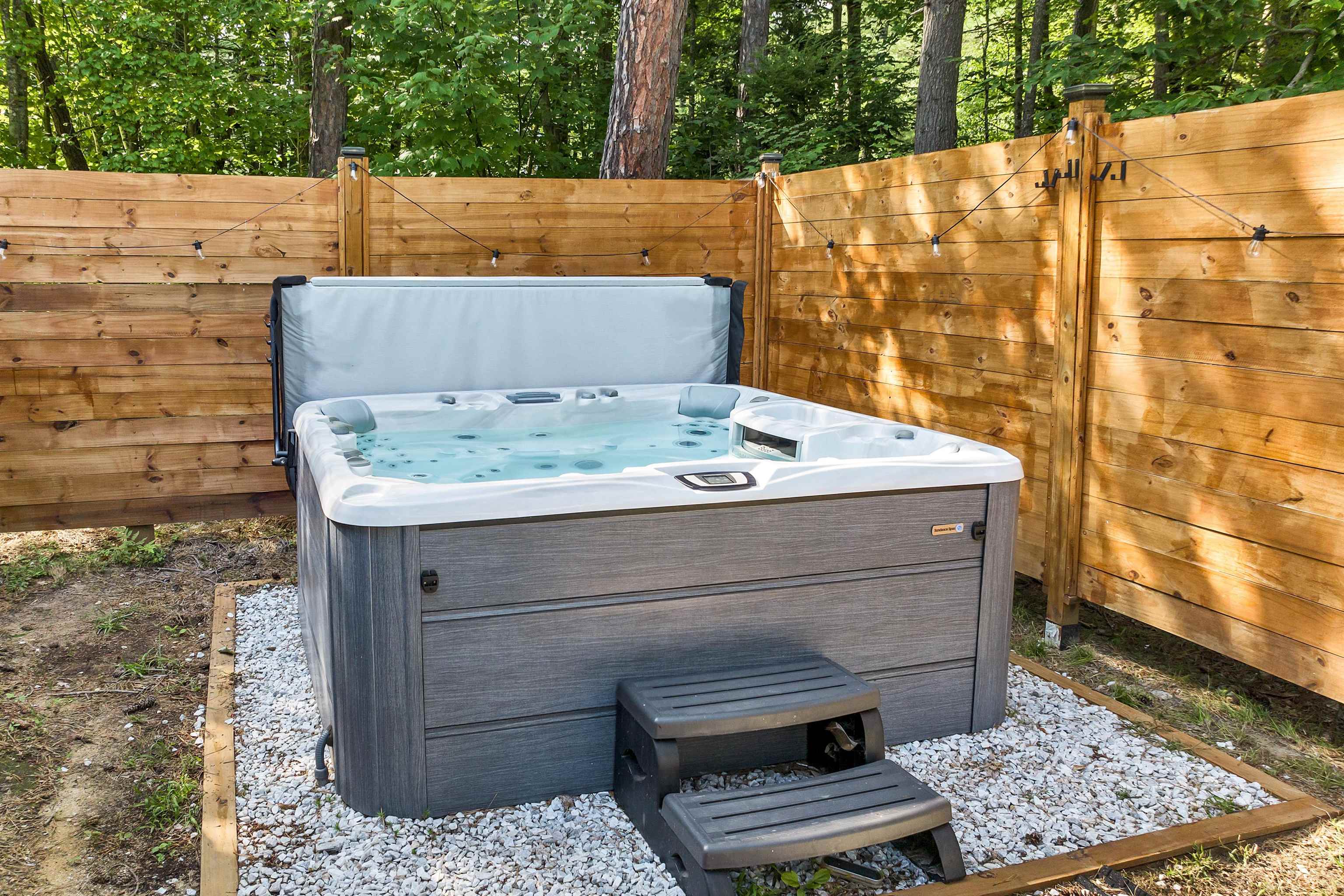 Tamworth, New Hampshire 03886, United States, 3 Bedrooms Bedrooms, ,2 BathroomsBathrooms,Residential,Active,752