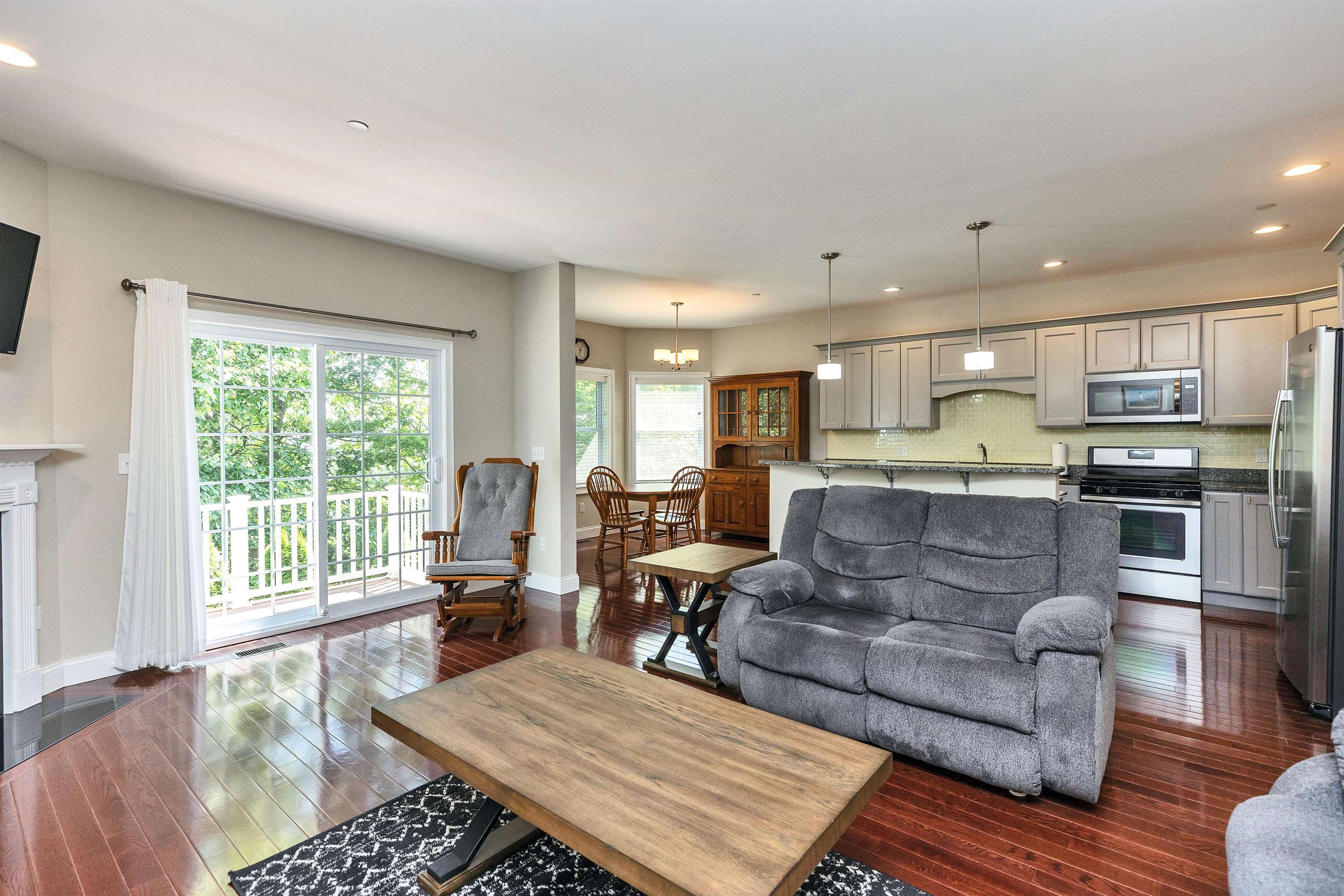 6 C Manor Drive C