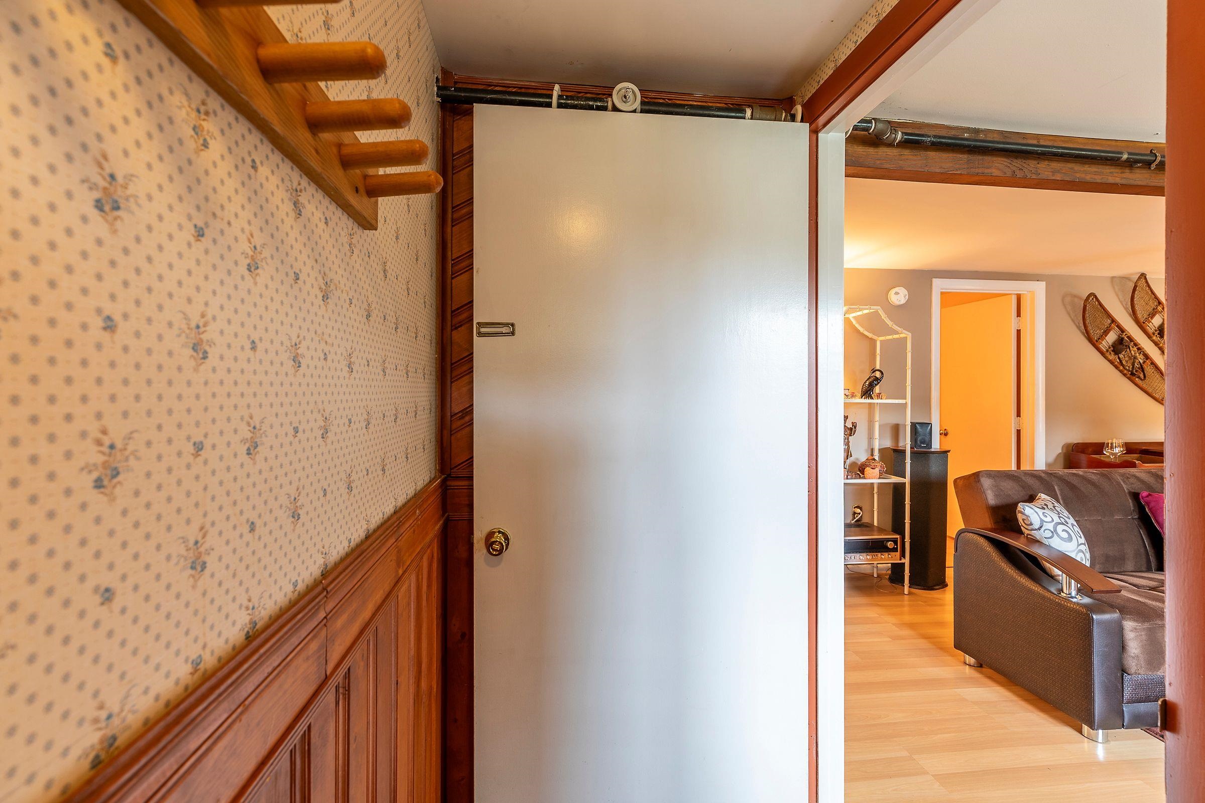 Jamaica, Vermont 05343, United States, 2 Bedrooms Bedrooms, ,1 BathroomBathrooms,Residential,Active,39220