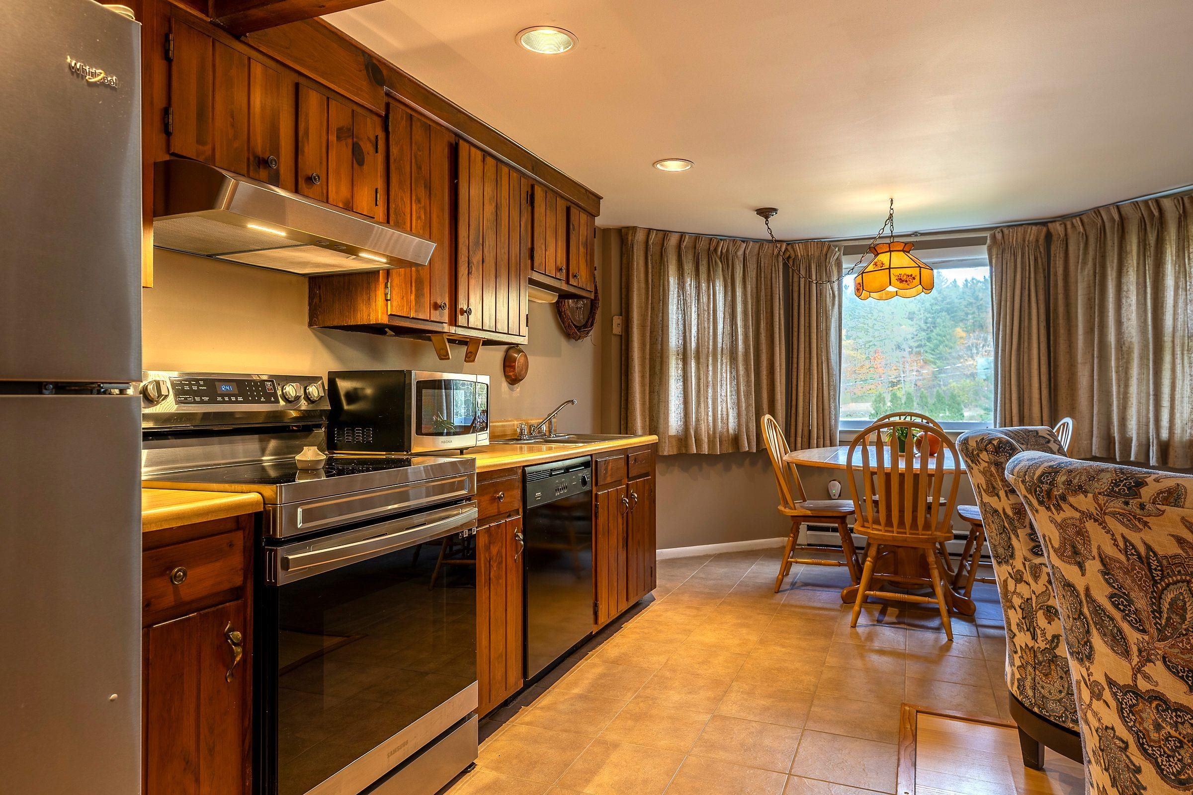 Jamaica, Vermont 05343, United States, 2 Bedrooms Bedrooms, ,1 BathroomBathrooms,Residential,Active,39220