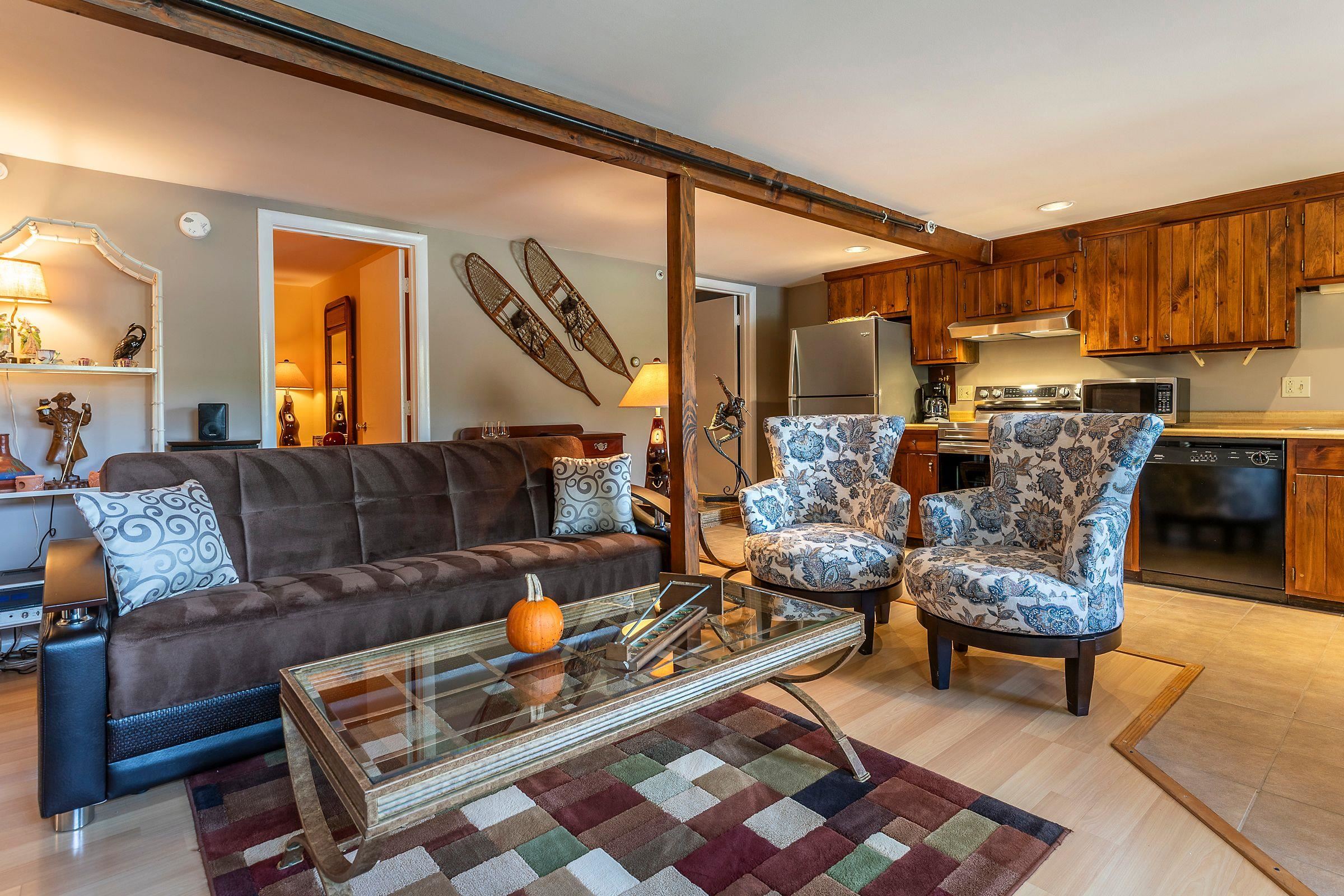 Jamaica, Vermont 05343, United States, 2 Bedrooms Bedrooms, ,1 BathroomBathrooms,Residential,Active,39220