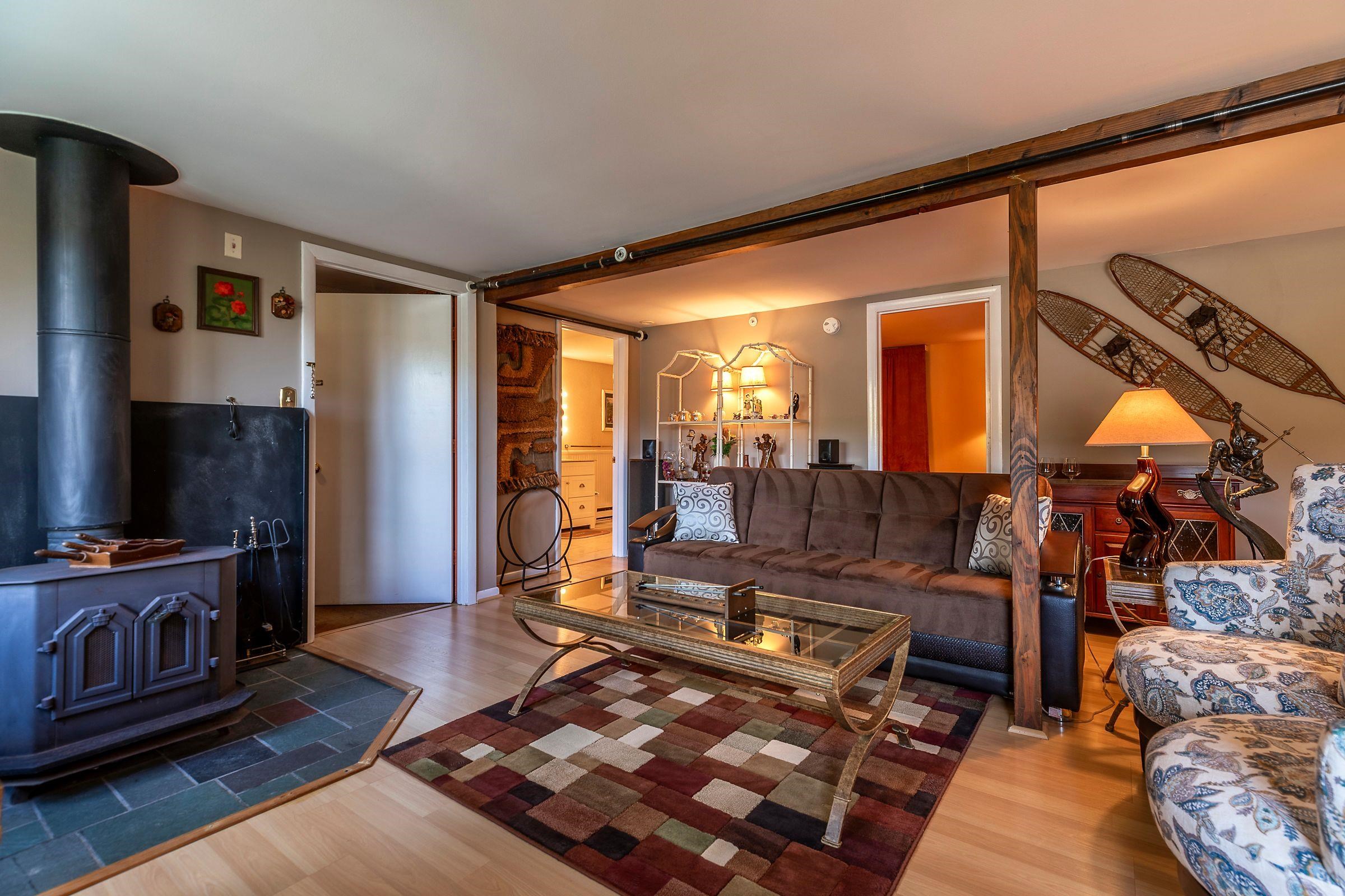 Jamaica, Vermont 05343, United States, 2 Bedrooms Bedrooms, ,1 BathroomBathrooms,Residential,Active,39220