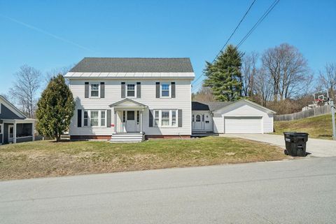 Photo of 20 School Street, Newport, NH 03773 (MLS # 5083294)