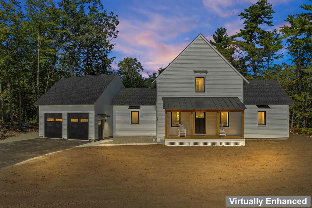 Photo of 18 Woodland Grove Road, Conway, NH 03818 (MLS # 5061338)