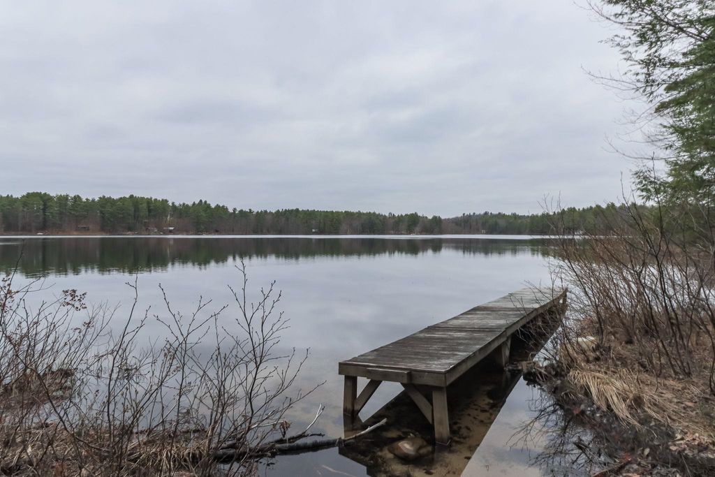 Photo of 153 Scoby Wood Lane, Francestown, NH 03043 (MLS # 5085333)