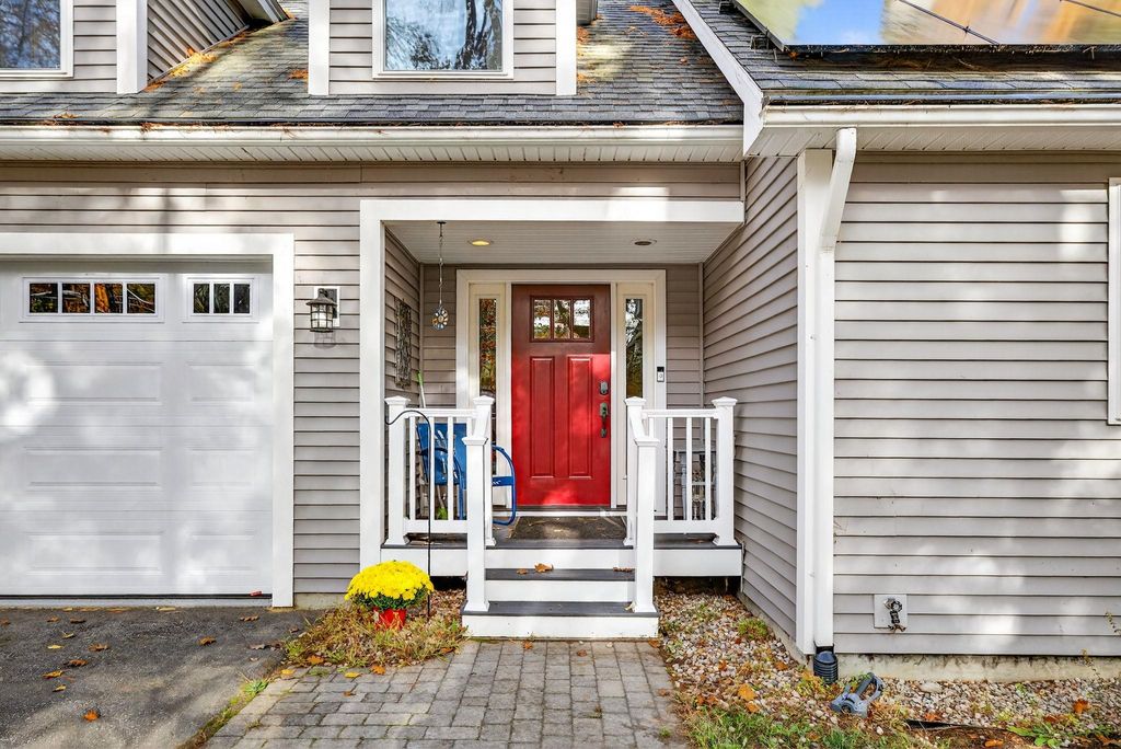 Photo of 30 Crystal Lane, Tilton, NH 03276 (MLS # 5068040)