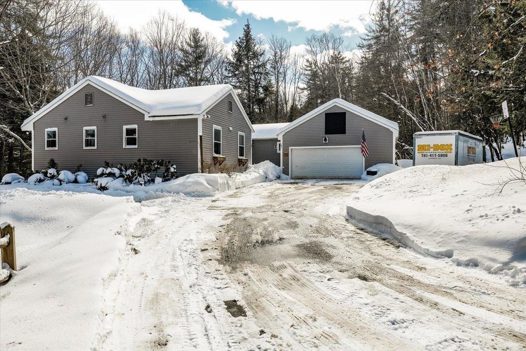 Photo of 50 Christian Hill Road, Amherst, NH 03031 (MLS # 5077544)