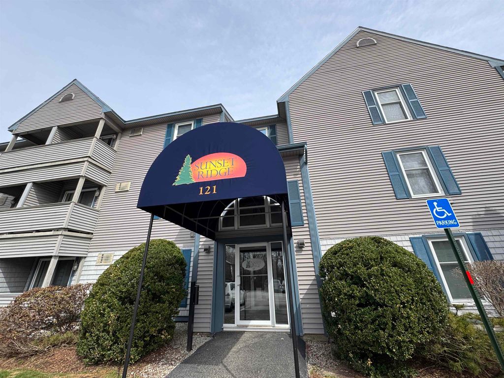 Photo of 141 Eastern Avenue #102, Manchester, NH 03104 (MLS # 5063991)