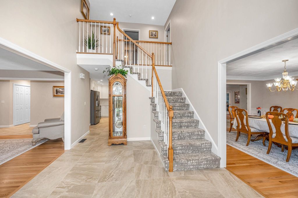 Photo of 7 Lyons Way, Pelham, NH 03076 (MLS # 5062985)