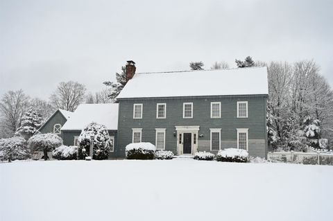 4 Westview Drive Derry NH 03038