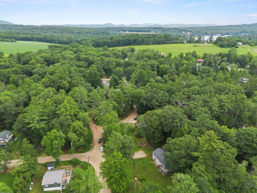 Photo of 11 Circle Drive, Barnstead, NH 03225 (MLS # 5063644)