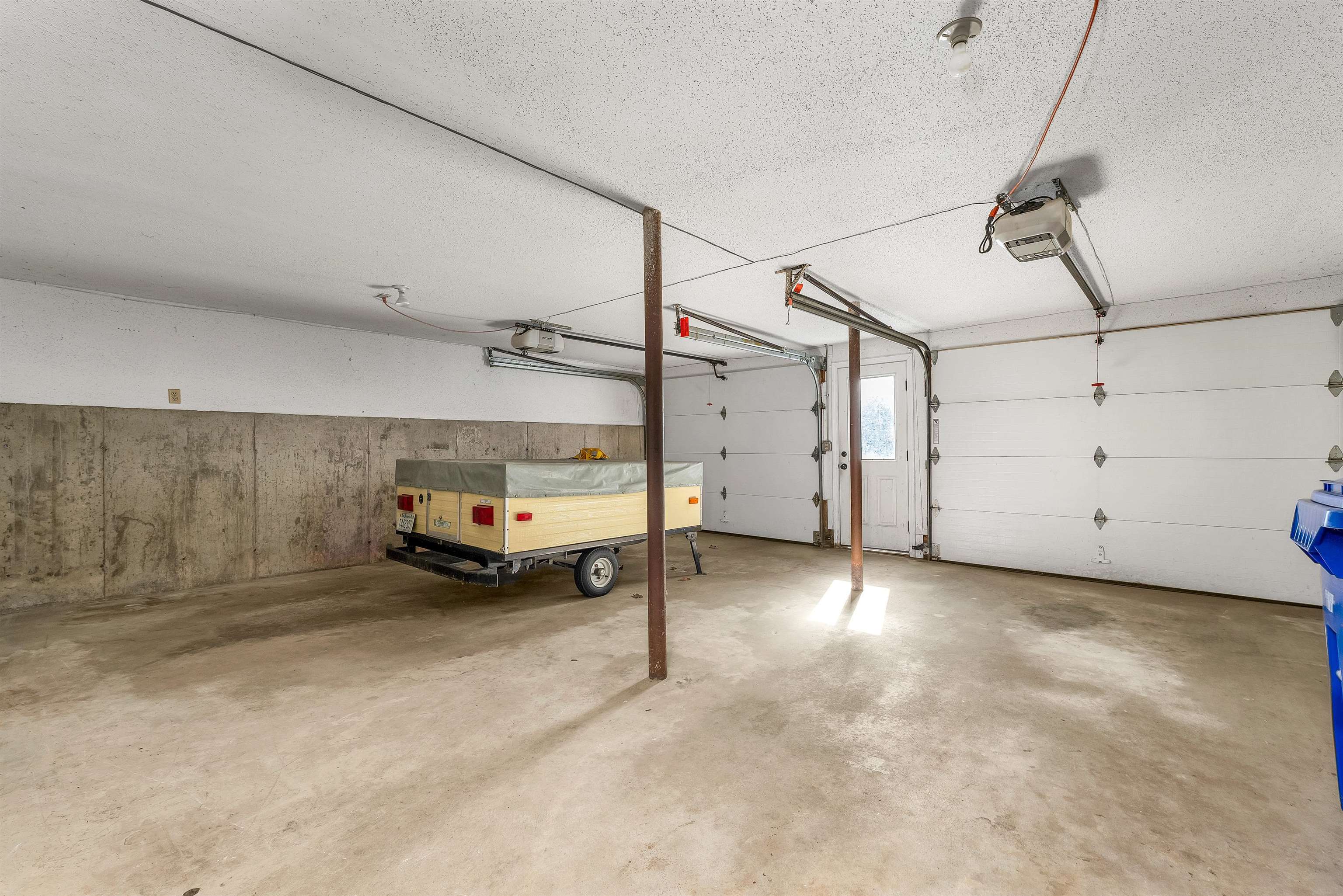 Hampstead, New Hampshire 03841, United States, 3 Bedrooms Bedrooms, ,2 BathroomsBathrooms,Residential,Active,224403