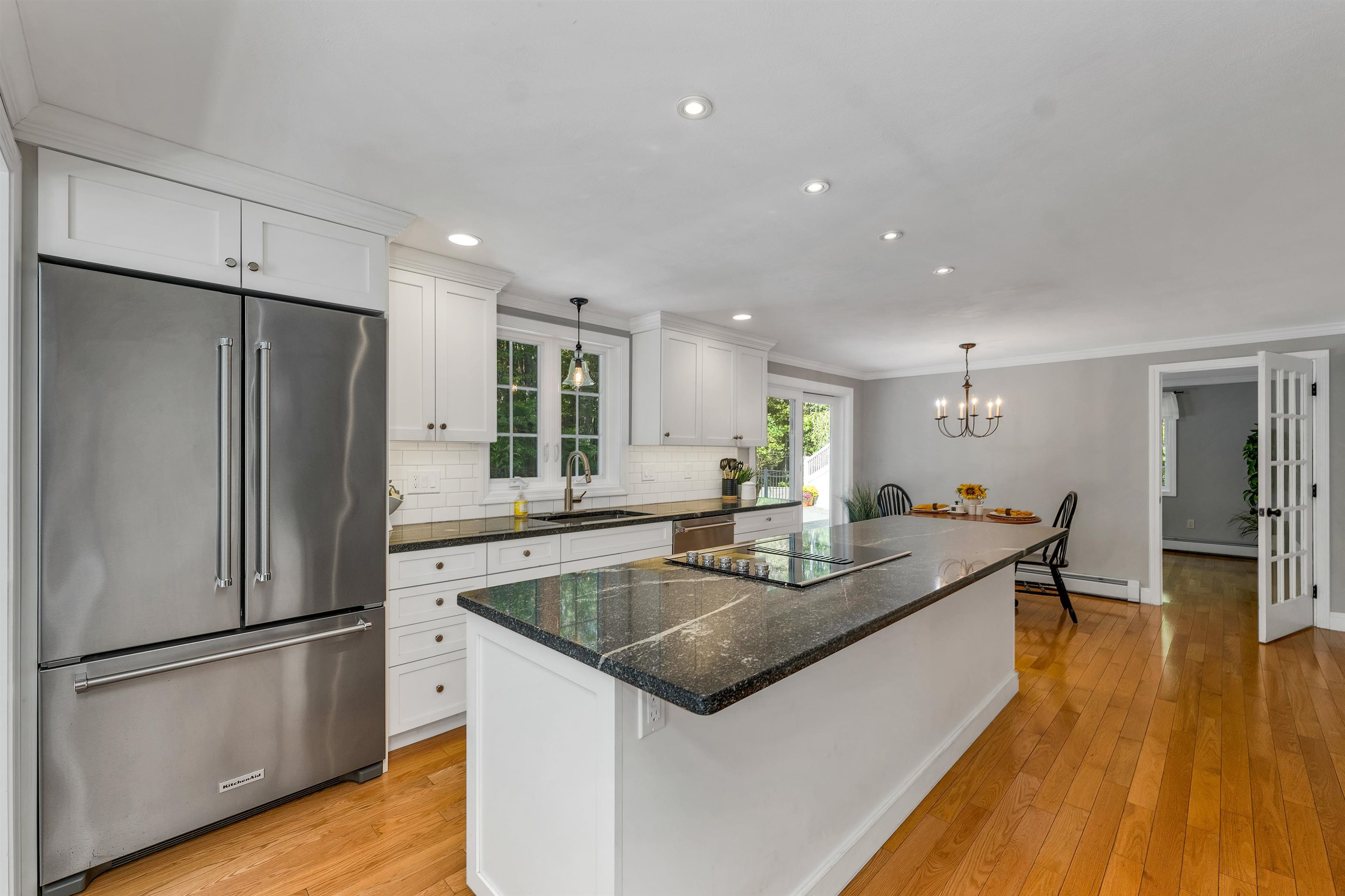 Hampstead, New Hampshire 03841, United States, 3 Bedrooms Bedrooms, ,2 BathroomsBathrooms,Residential,Active,224403