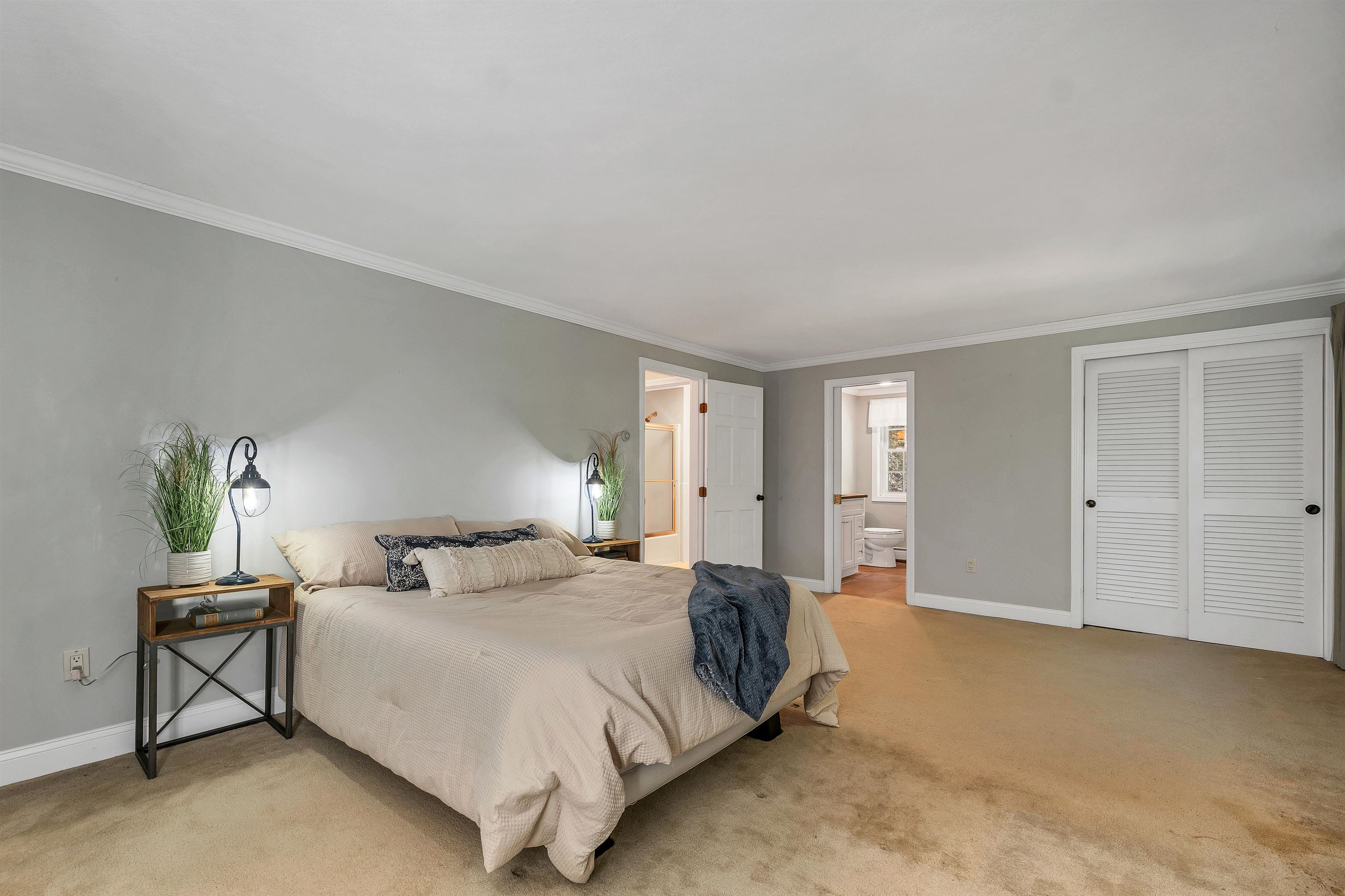 Hampstead, New Hampshire 03841, United States, 3 Bedrooms Bedrooms, ,2 BathroomsBathrooms,Residential,Active,224403