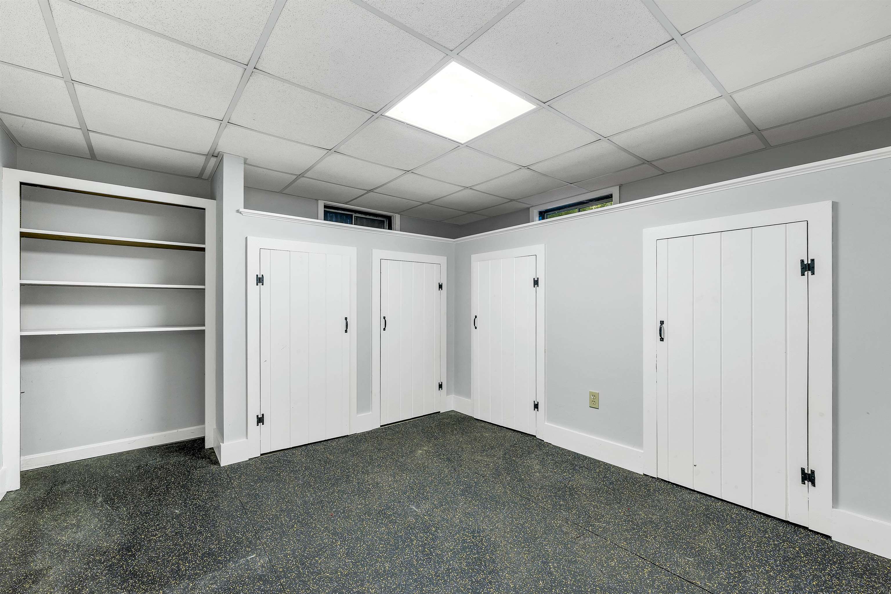 Hampstead, New Hampshire 03841, United States, 3 Bedrooms Bedrooms, ,2 BathroomsBathrooms,Residential,Active,224403