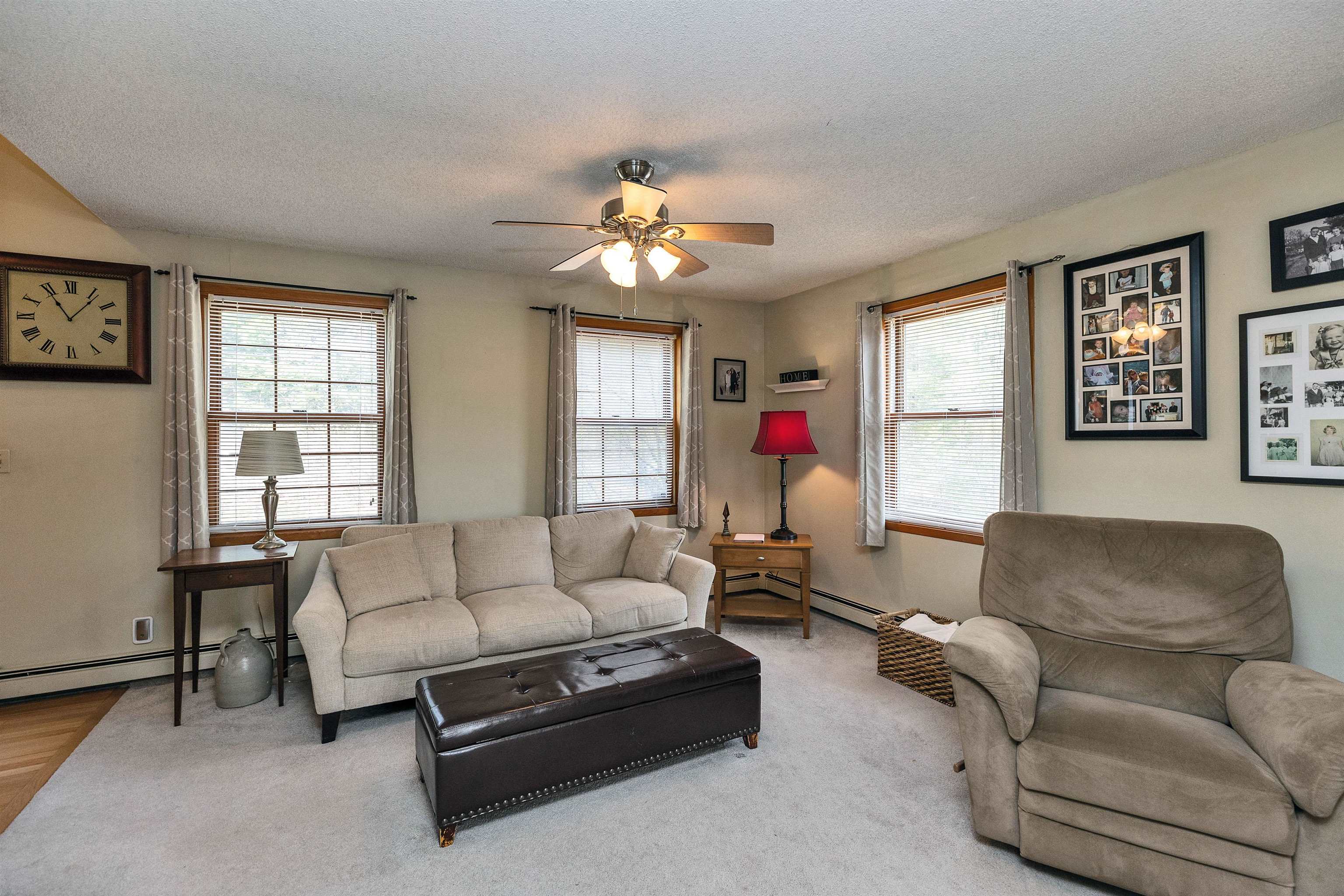 New Boston, New Hampshire 03070, United States, 3 Bedrooms Bedrooms, ,2 BathroomsBathrooms,Residential,Pending,105860