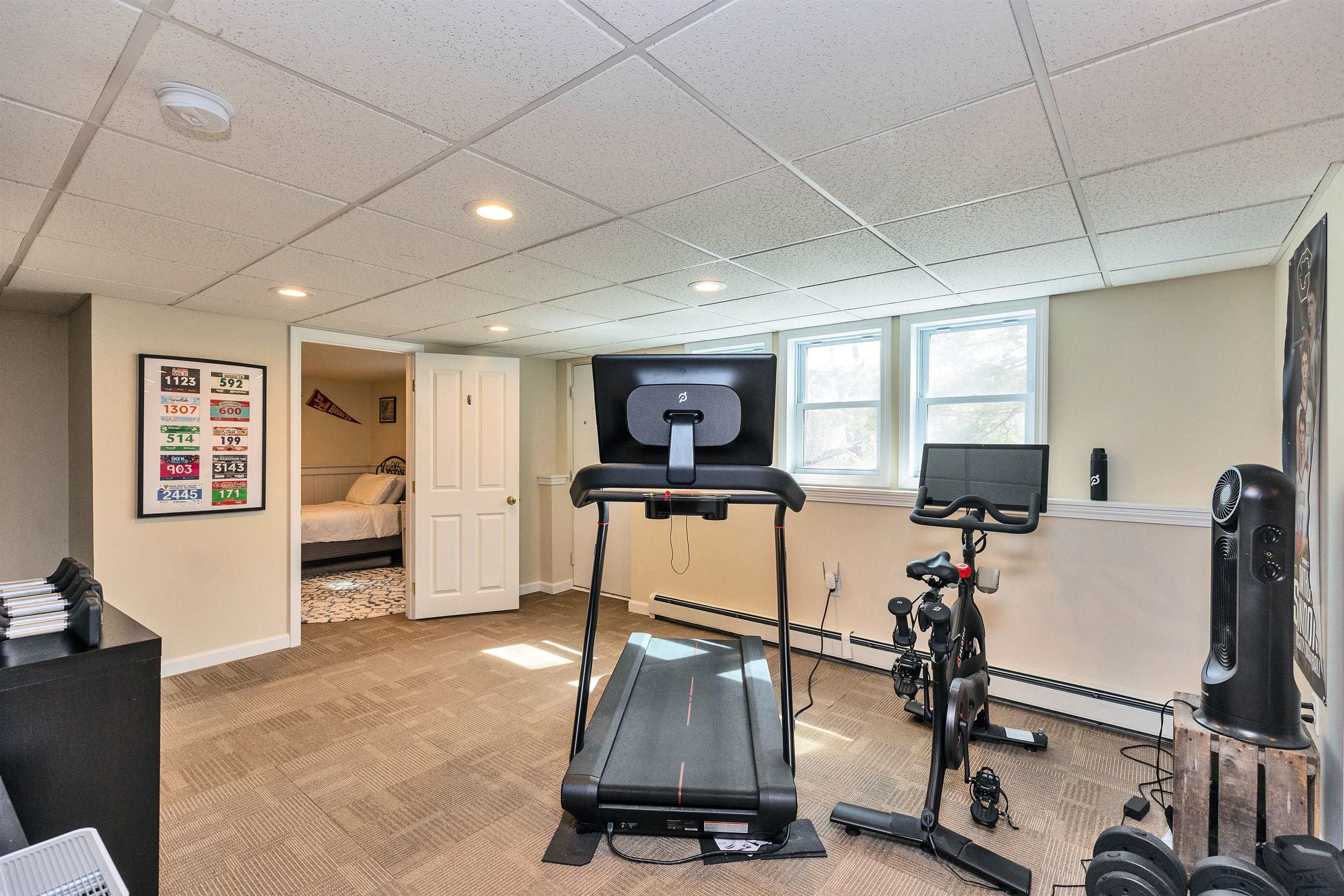 New Boston, New Hampshire 03070, United States, 3 Bedrooms Bedrooms, ,2 BathroomsBathrooms,Residential,Pending,105860