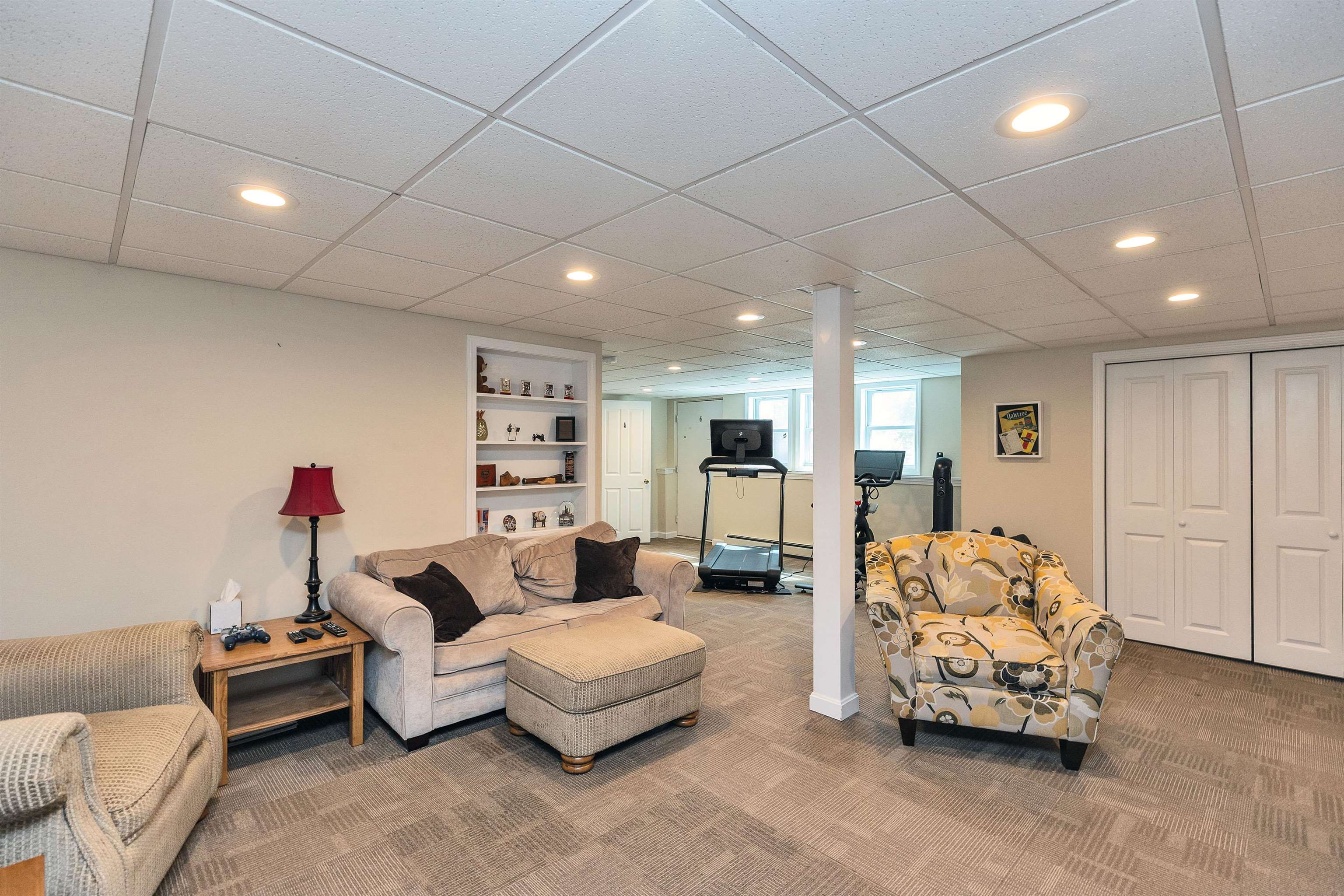 New Boston, New Hampshire 03070, United States, 3 Bedrooms Bedrooms, ,2 BathroomsBathrooms,Residential,Pending,105860