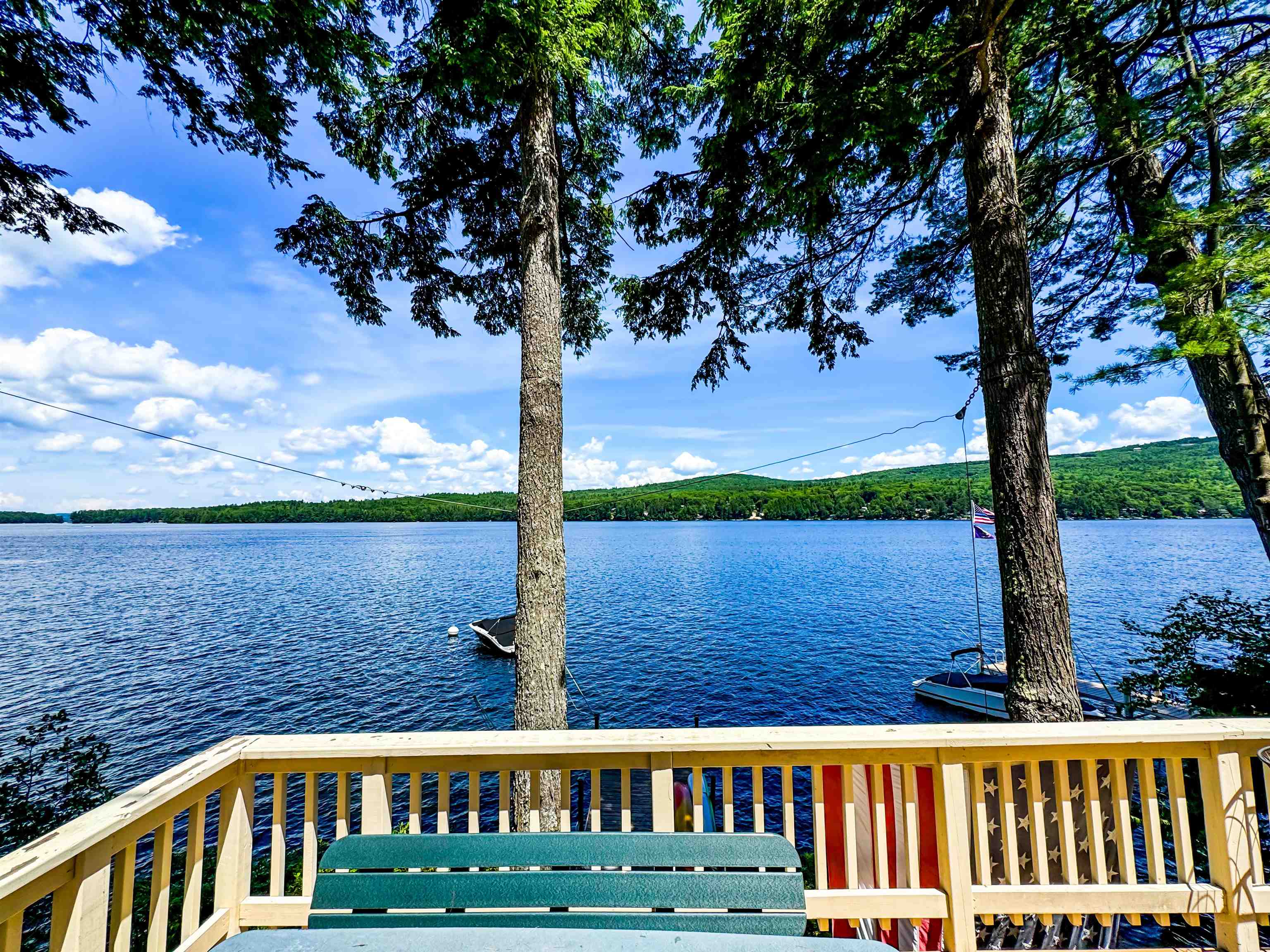 17 Lakewood Manor Place