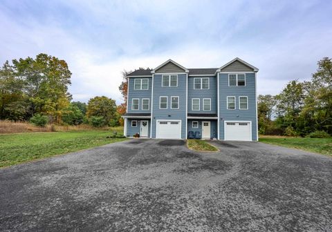 19 Biggs Avenue B Epping NH 03042