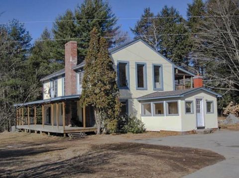 16 Bobalink Circle Hancock NH 03449