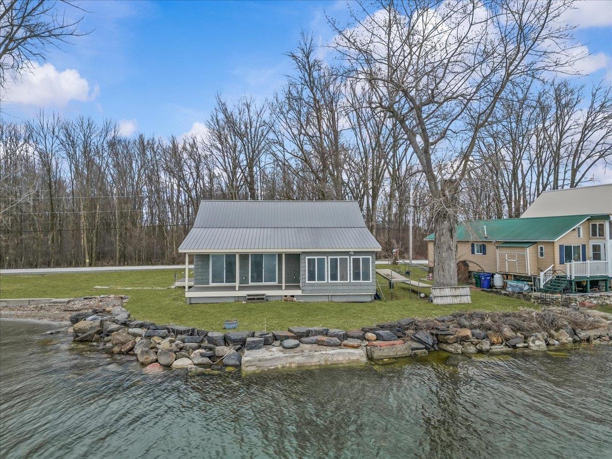 1223 Hathaway Point Road