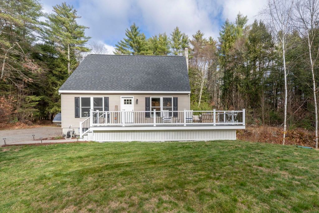 Photo of 143 Shaker Road, Canterbury, NH 03224 (MLS # 5070235)