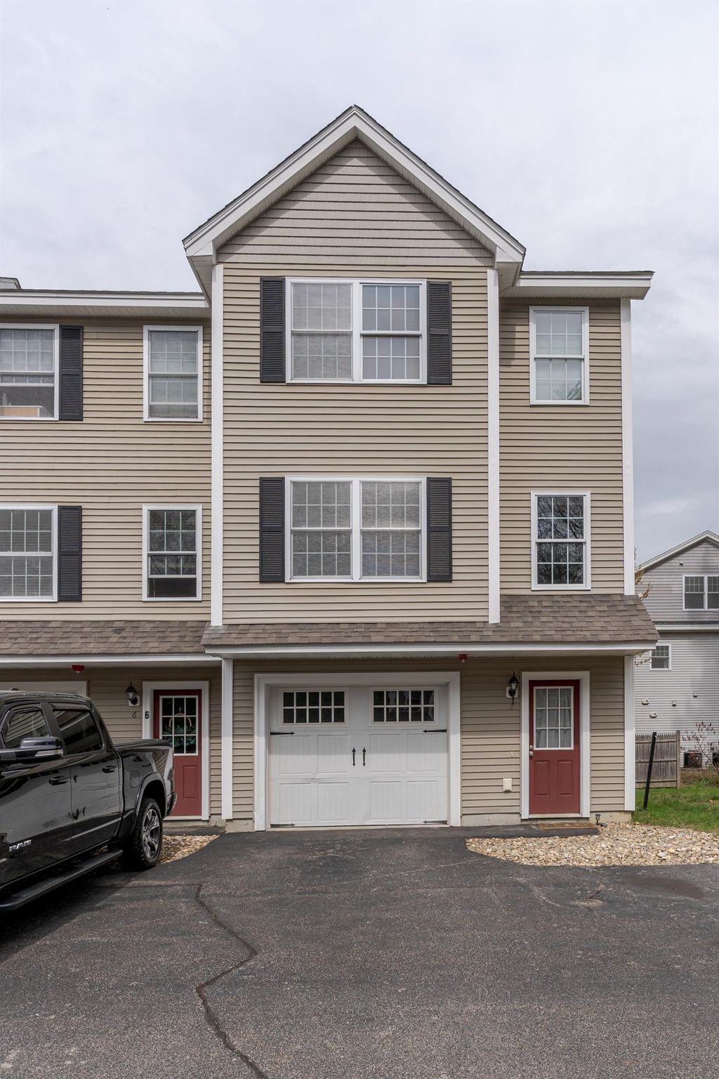 Photo of 7 Harvest Drive, Dover, NH 03820 (MLS # 5087727)