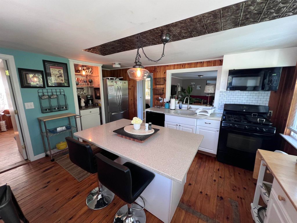 Photo of 78 Long Island Road, Moultonborough, NH 03254 (MLS # 5062347)