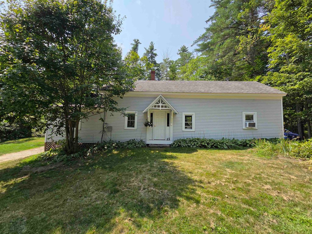 Photo of 15 Canterbury Road, Chichester, NH 03258 (MLS # 5055706)
