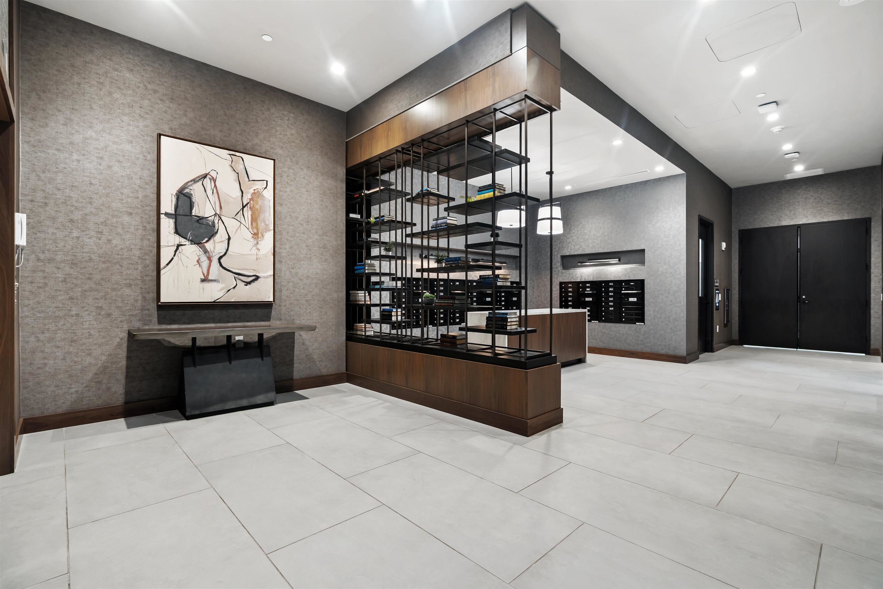 18 Artisan Drive 406