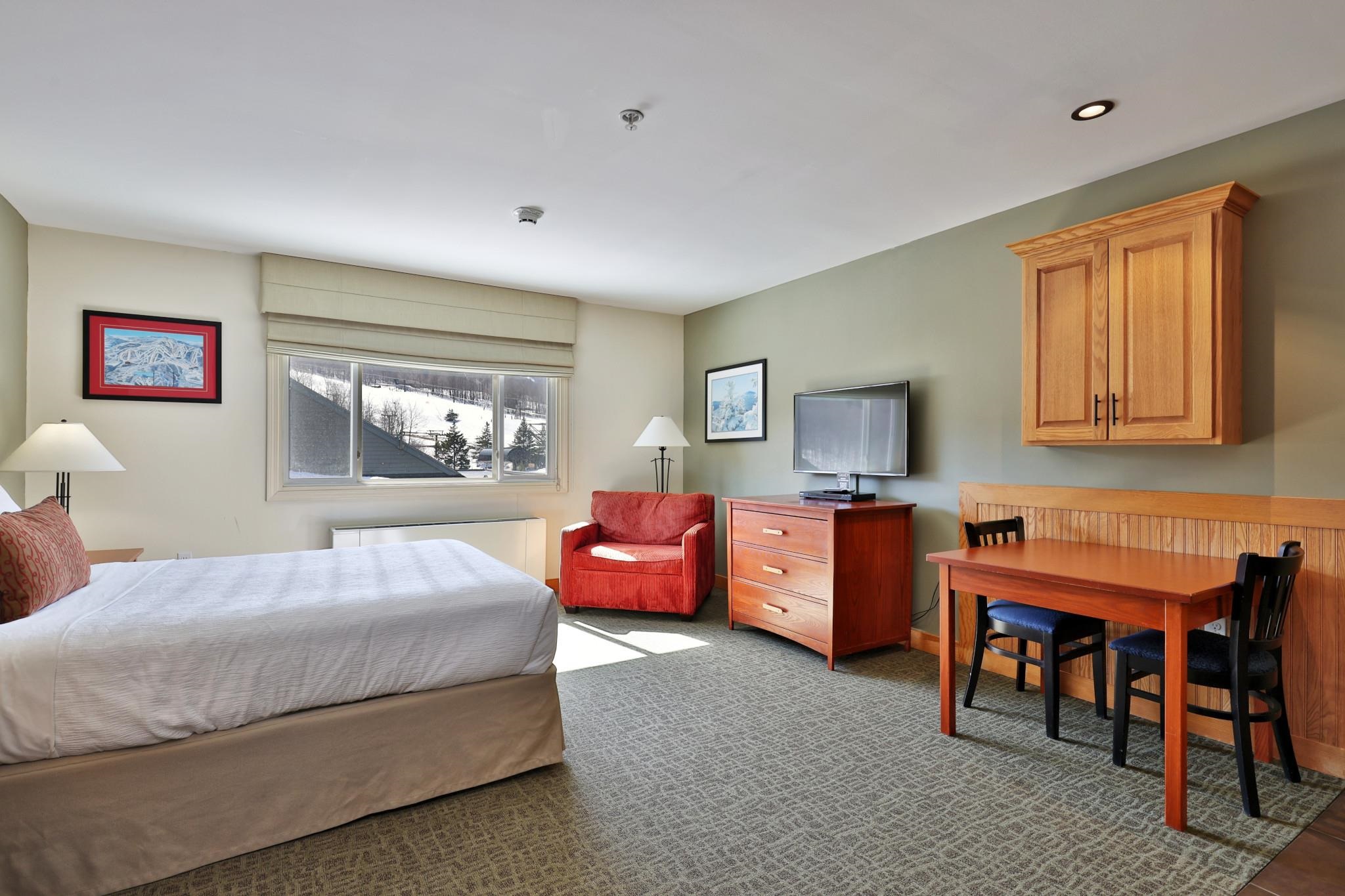 228 East Mountain Road 124 III