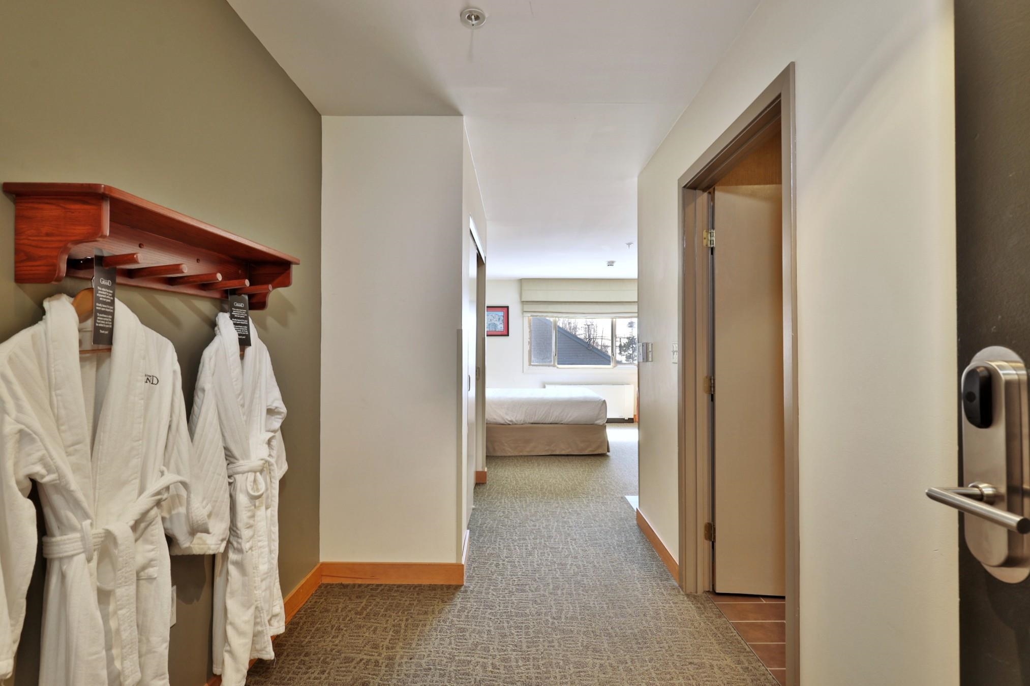 228 East Mountain Road 124 III