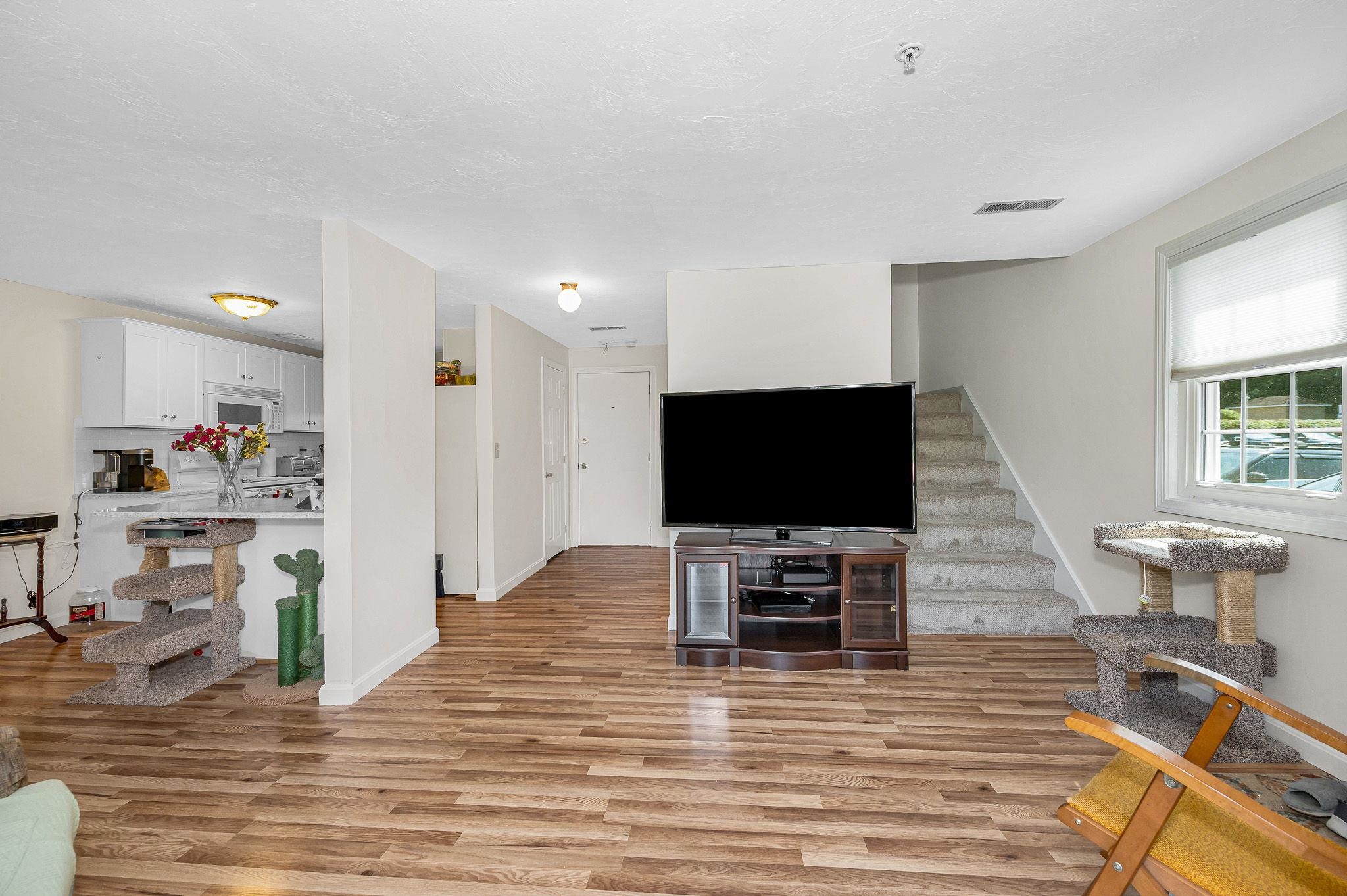 803 Elmwood Drive