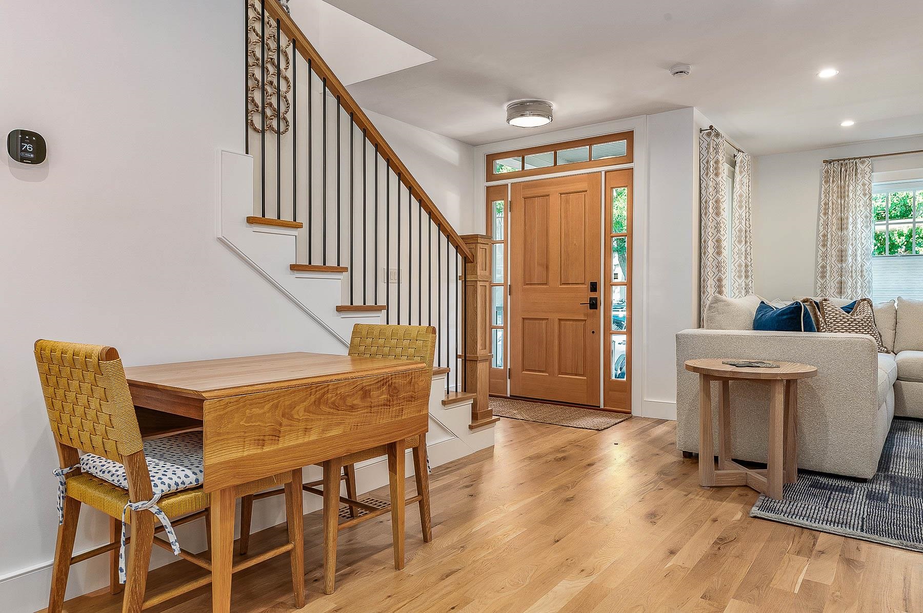 Portsmouth, New Hampshire 03801, United States, 2 Bedrooms Bedrooms, ,2 BathroomsBathrooms,Residential,Active,183653