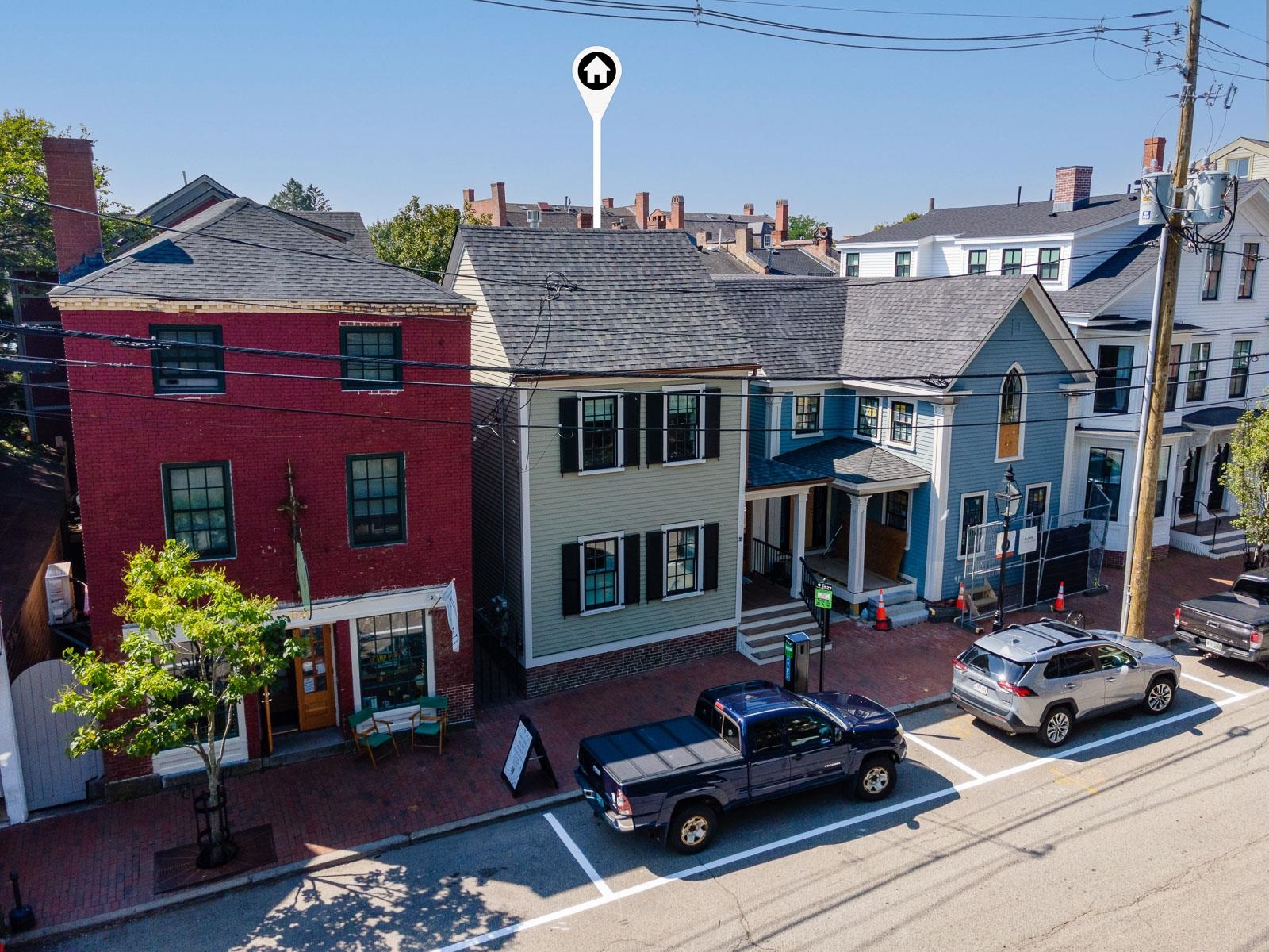 Portsmouth, New Hampshire 03801, United States, 2 Bedrooms Bedrooms, ,2 BathroomsBathrooms,Residential,Active,183653