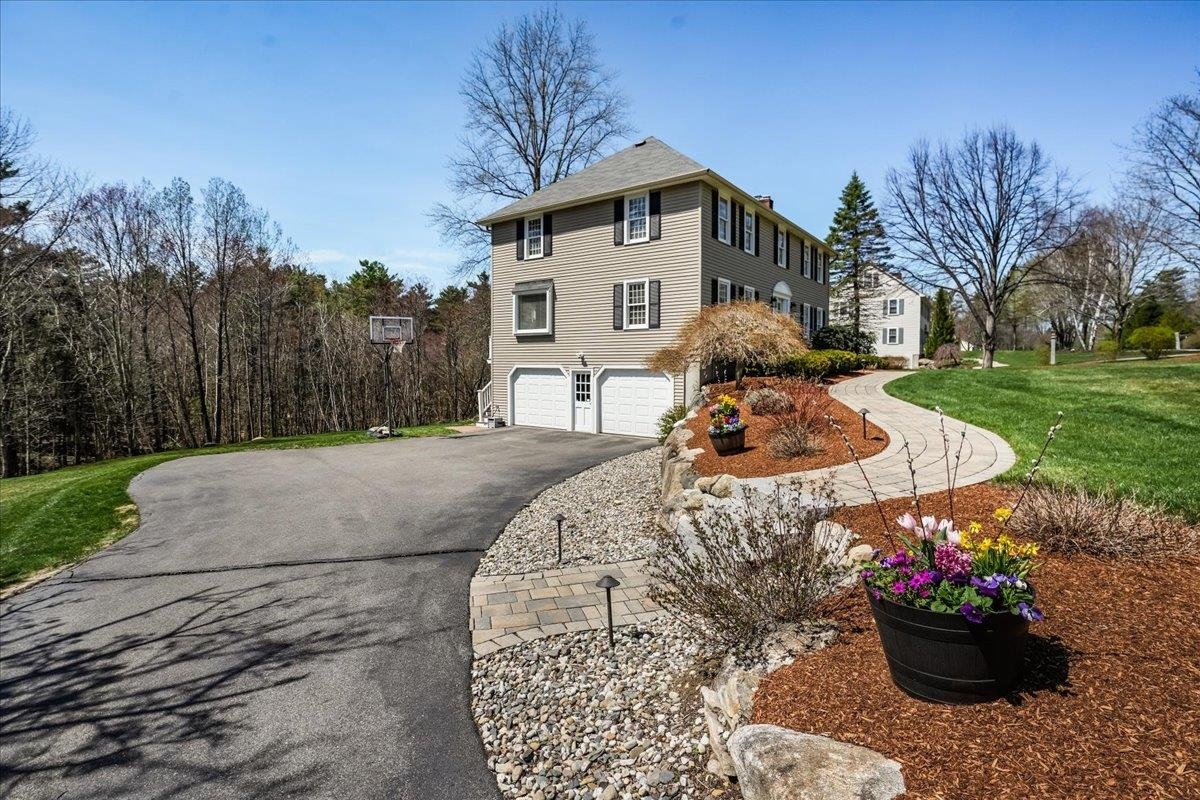 5 Nutfield Drive