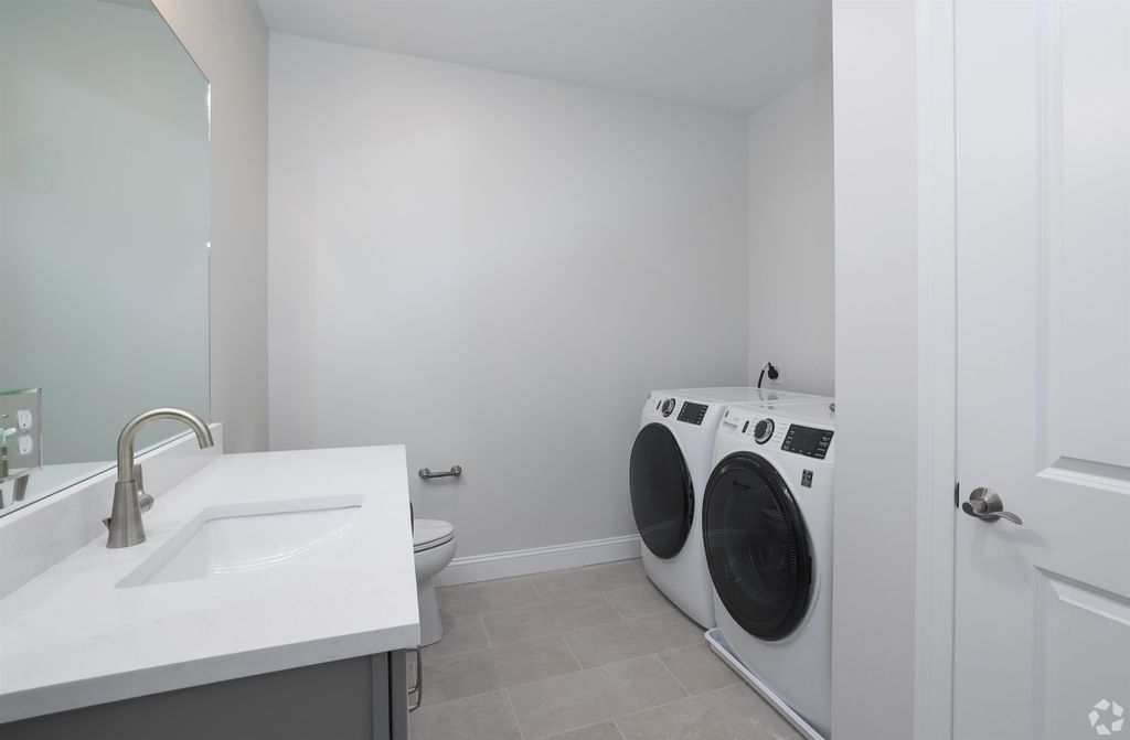 Photo of 74 Rockingham Road #104, Derry, NH 03038 (MLS # 5080717)