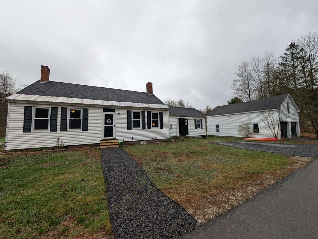 Photo of 128 Intervale Road, Wilton, NH 03086 (MLS # 5084312)