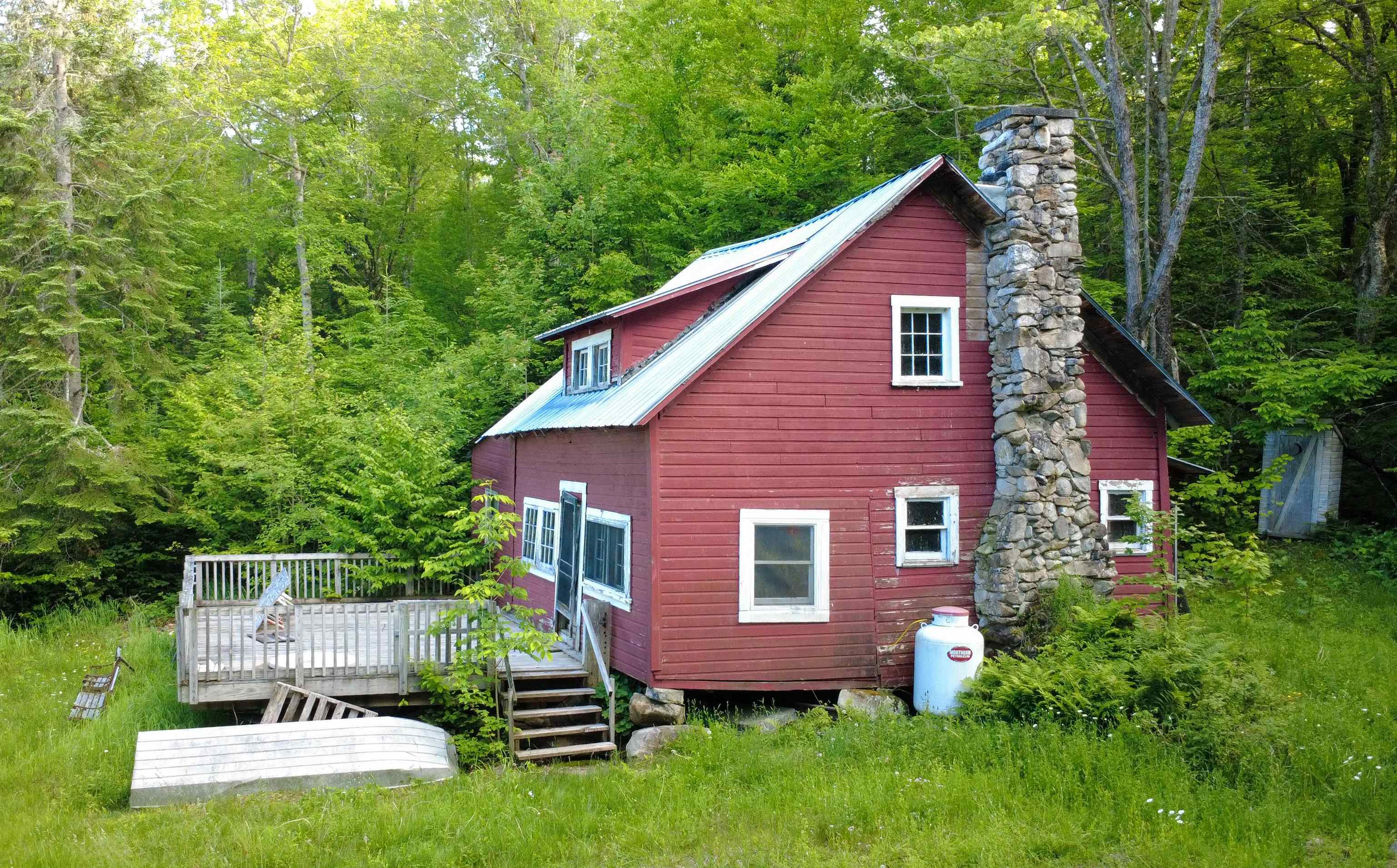 1045 Devils Hill Road