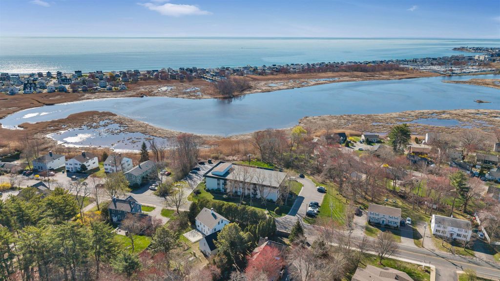 Photo of 467 High Street #11, Hampton, NH 03842 (MLS # 5085768)
