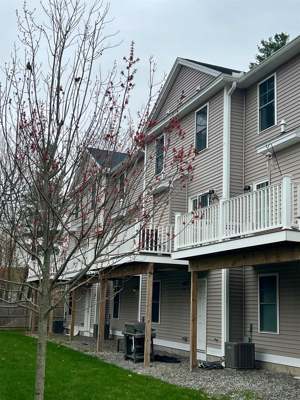 Photo of 18 Dumaine Avenue #C, Nashua, NH 03063 (MLS # 5084912)