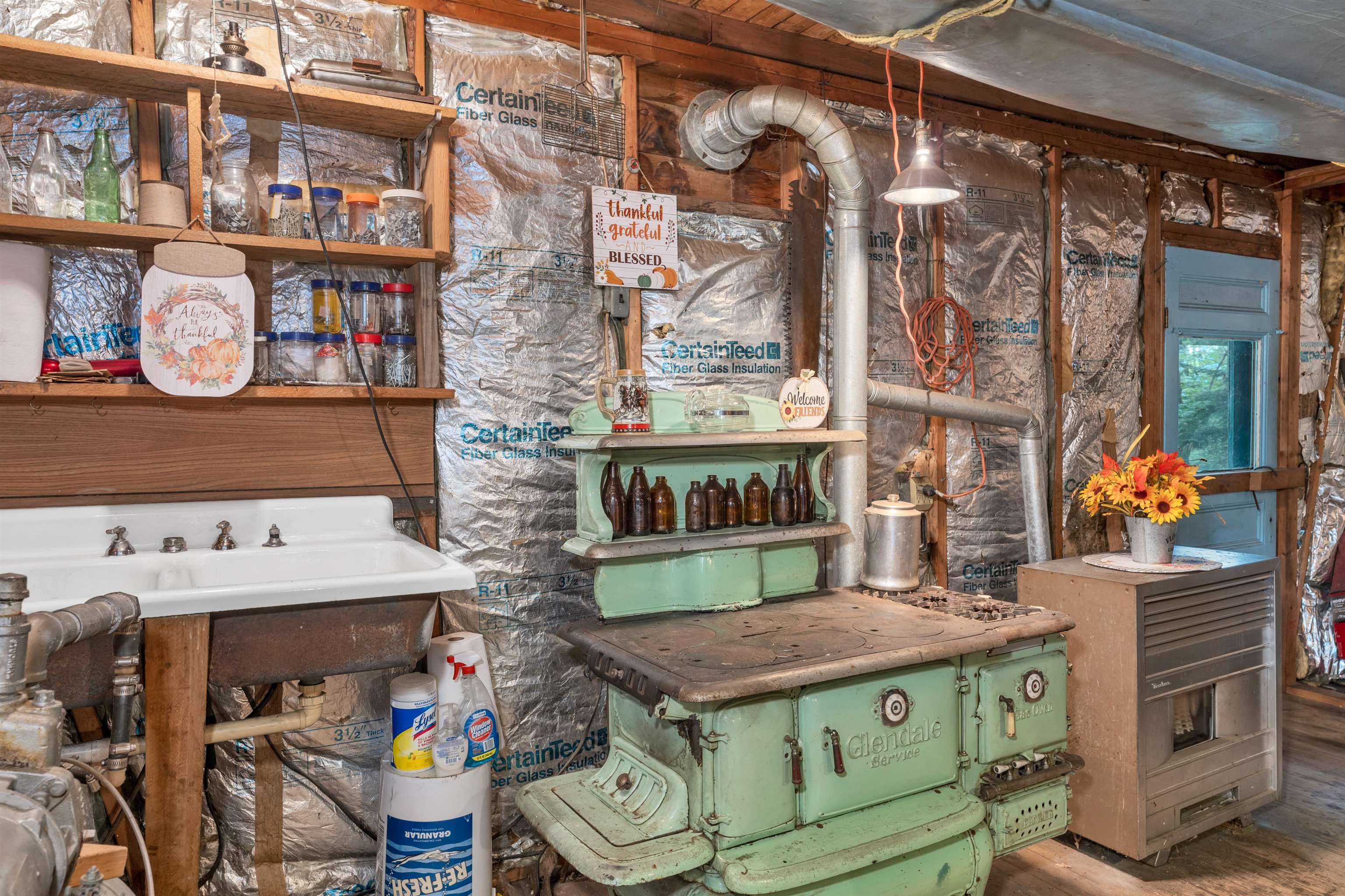 19 Sherwood Forest Drive