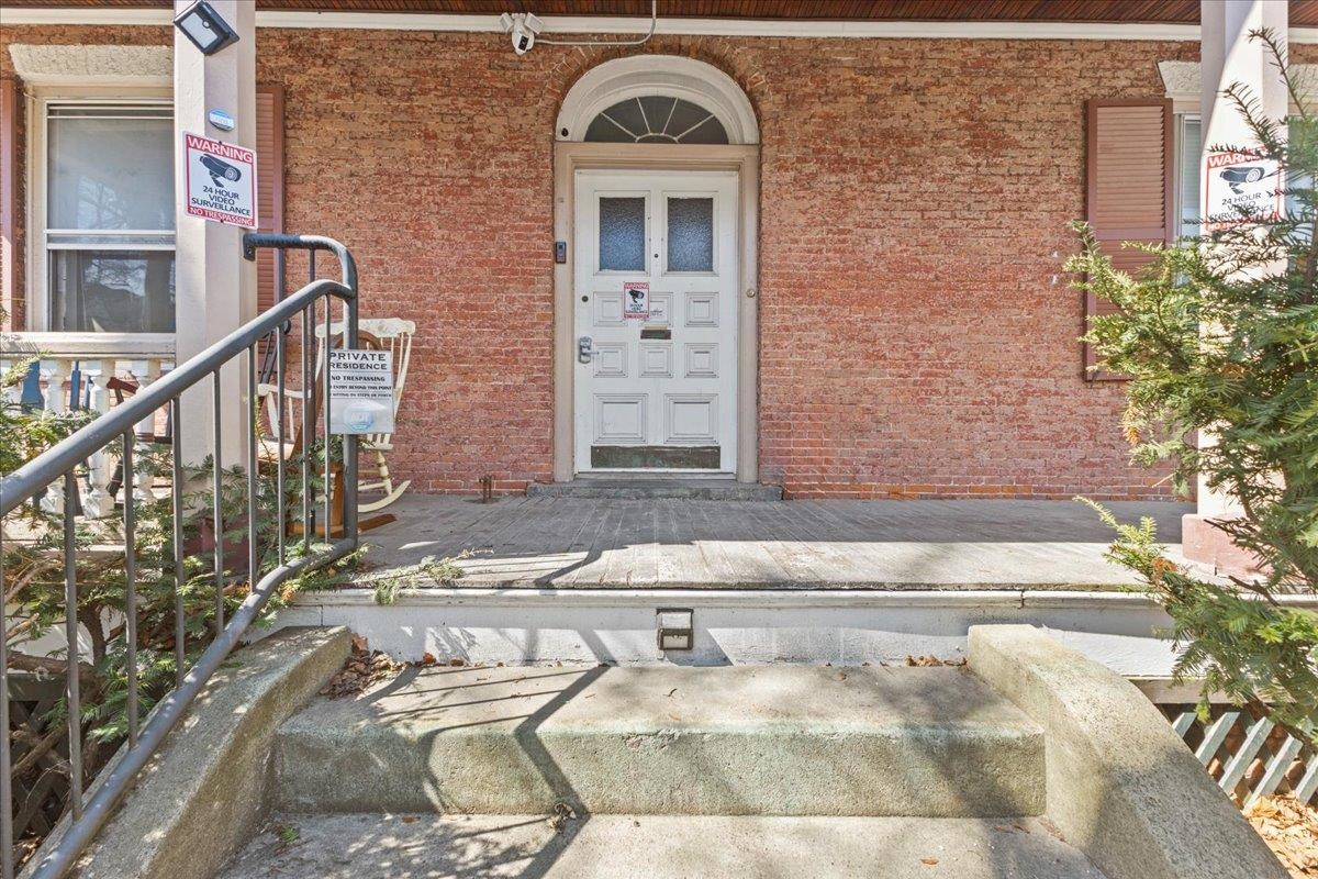 233 Pearl Street