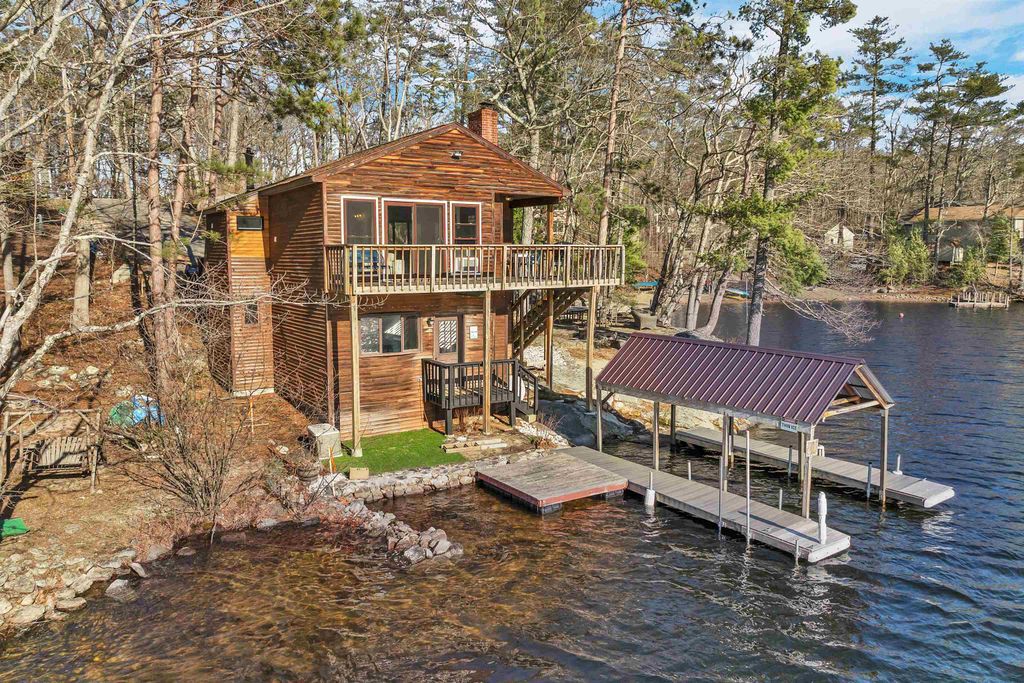 Photo of 122 Toltec Point Road, Moultonborough, NH 03254 (MLS # 5085705)