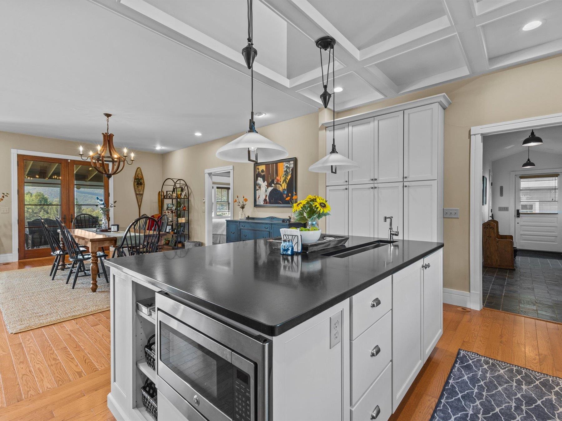 3354 East Warren Road